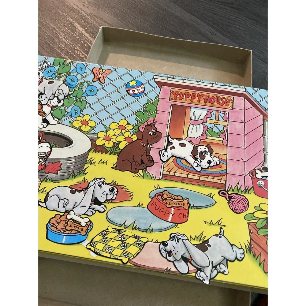 Pound Puppies vintage Colorforms play set 1985 With Original Box